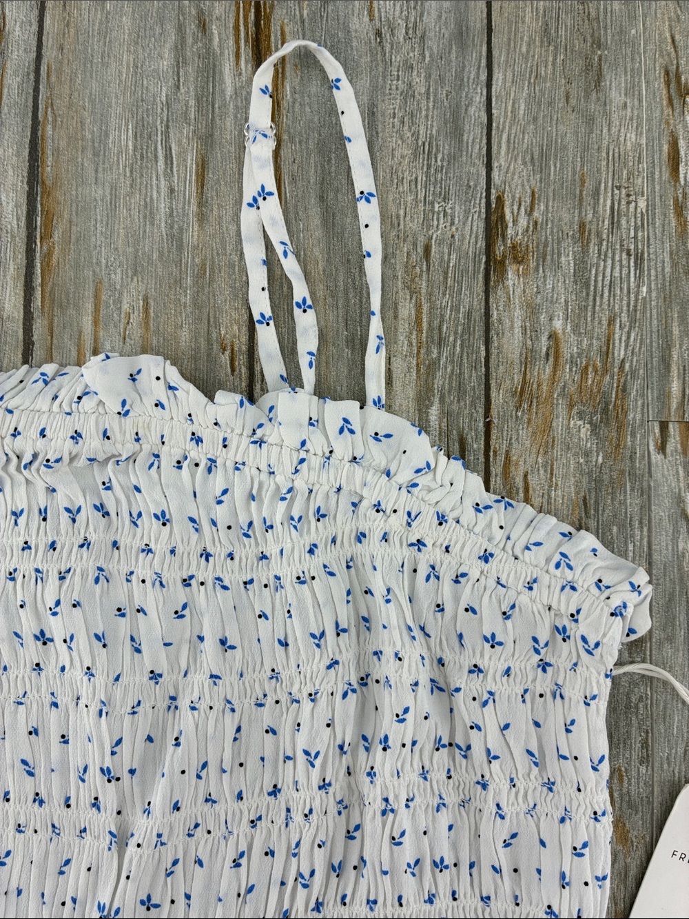Women's Smocked Top With Peplum Hem Tank Top Size L - Picture 3 of 10
